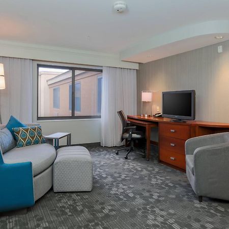 Courtyard By Marriott Las Vegas Stadium Area Luaran gambar