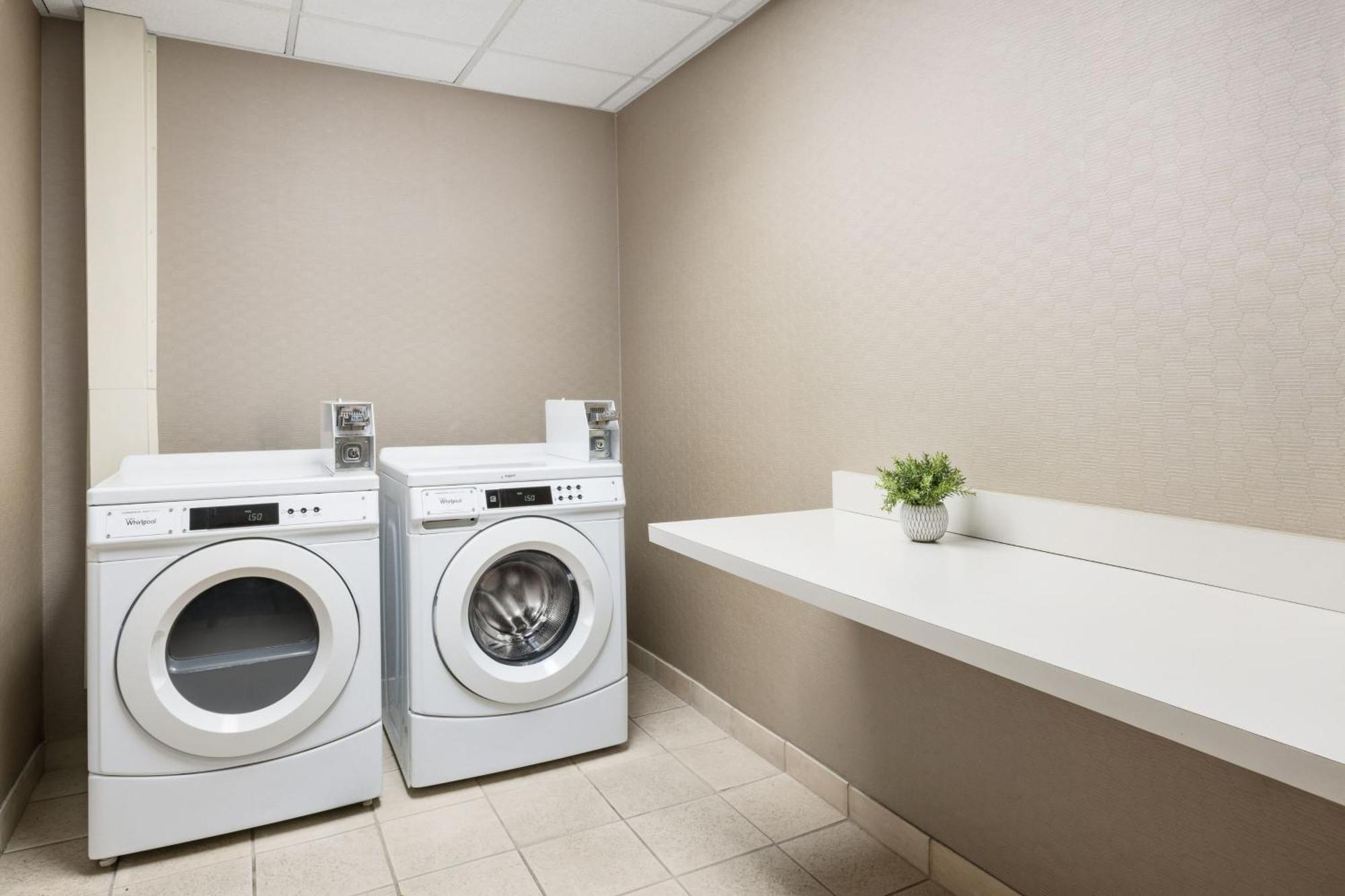 Courtyard By Marriott Las Vegas Stadium Area Luaran gambar